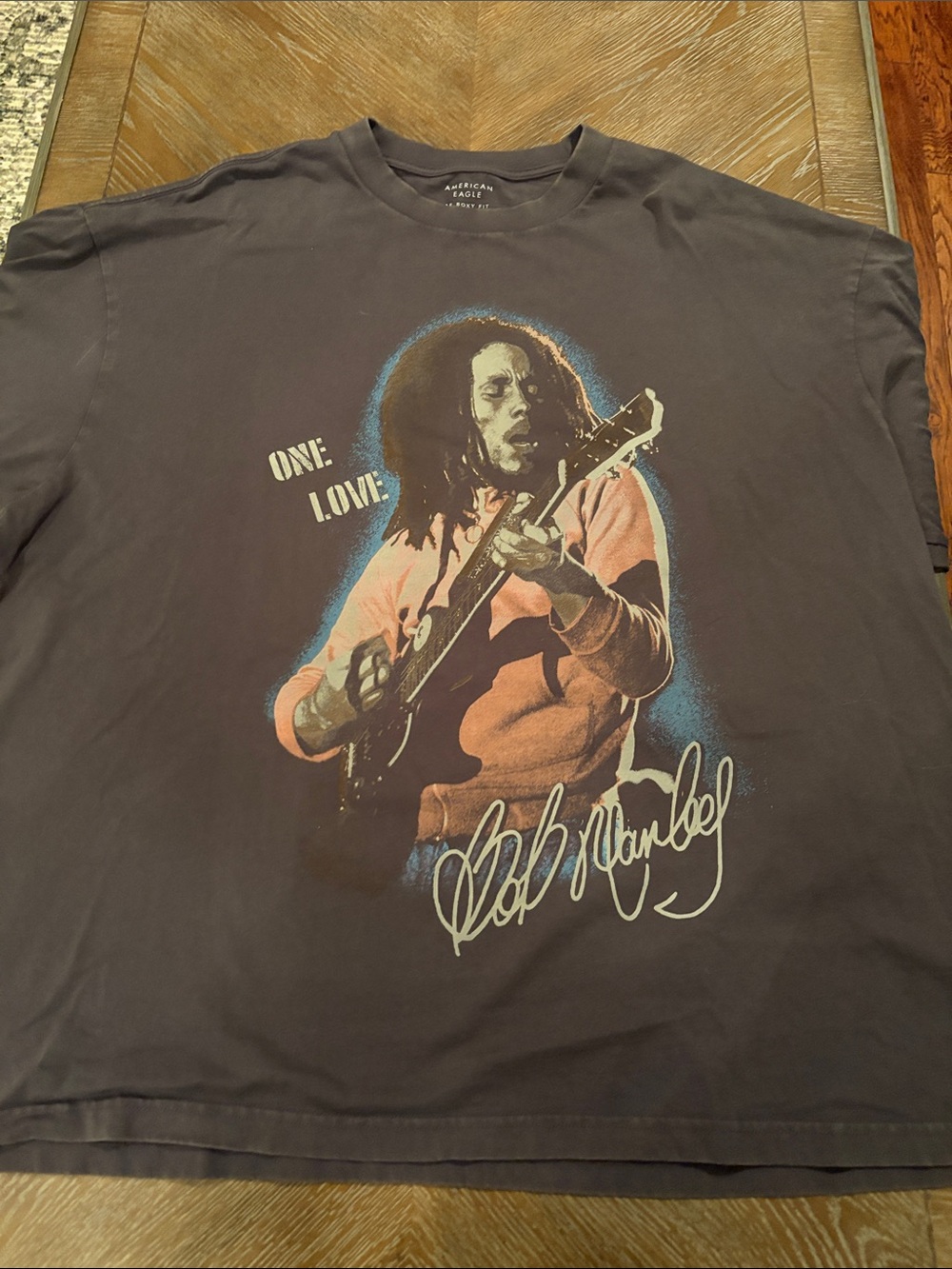 American Eagle Outfitters Men’s Black Graphic Bob Marley Tee never worn